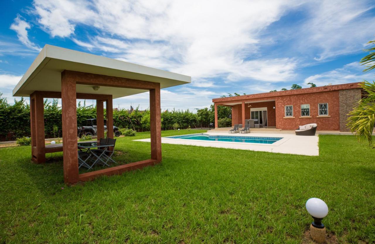Maison K.E.N.Z.A M'Bour Exterior foto